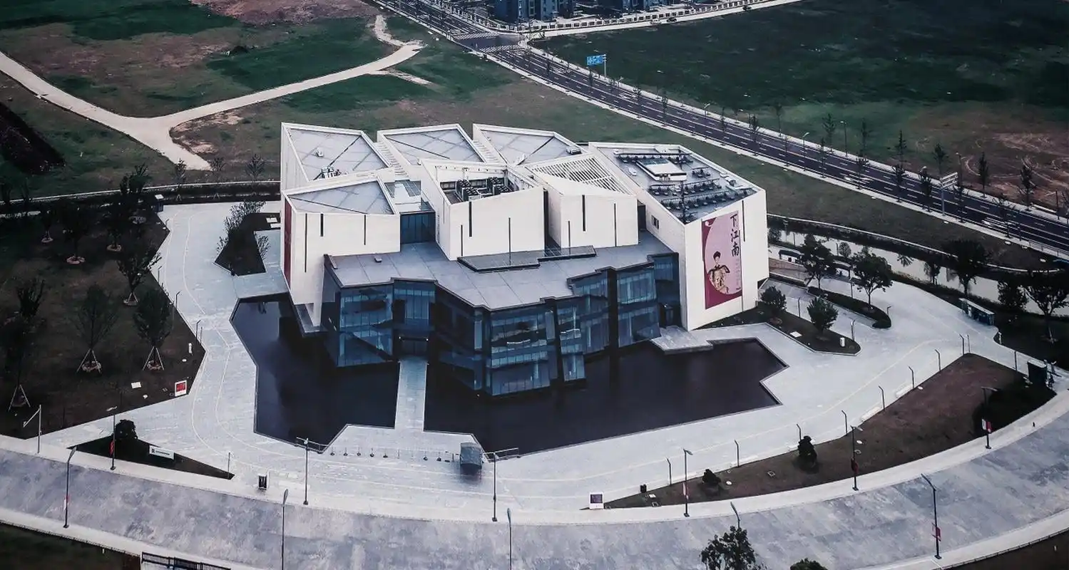吴中博物馆建筑很好看 吴中博物馆的主体建筑,俯瞰还是很美的,朋友的