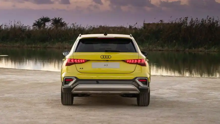两厢,三厢和跨界,新款奥迪a3是你的菜吗?