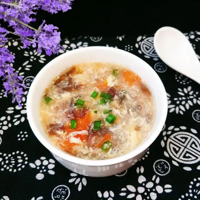 番茄紫菜蛋花汤,香滑适口,味道鲜美,营养美味