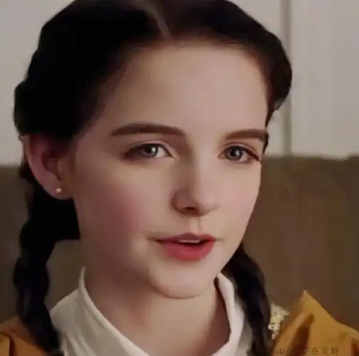 mckenna grace 麦肯娜格瑞丝 微博@月亮在发酵