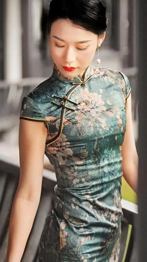 花样年华旗袍人像