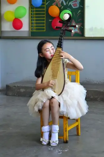 逸夫小学二(4)班庆六一文艺汇演 - 美篇