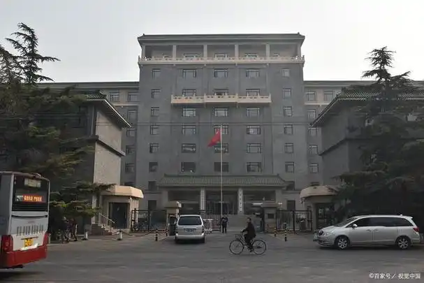 南京市人民政府大门真漂亮