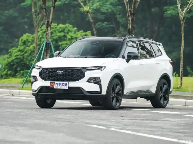 江铃福特 领睿 2023款 极境 ecoboost 170 魅影