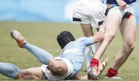 赛场春光乍泄成风景线 体坛尴尬瞬间回眸