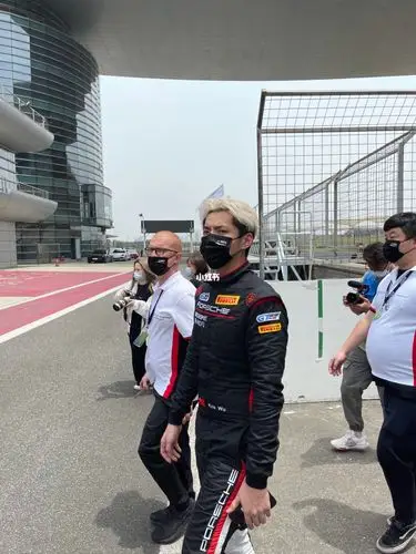 梦想实现家吴亦凡_吴亦凡_赛车_娱乐_明星娱乐资讯