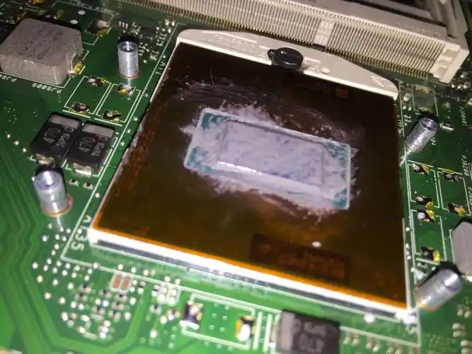 硅脂这么涂行不行啊,,,笔记本的,.第一次没经验啊.