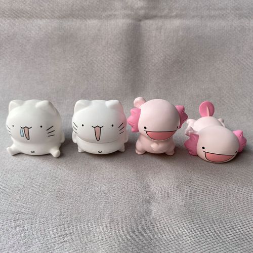 万代 扭蛋q版可爱karameru沙雕猫神经猫百变表情包桌面摆件