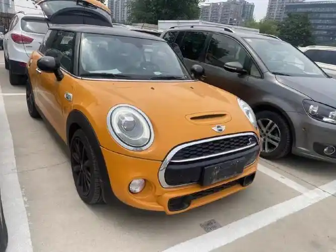 京牌过户宝马迷你cooper20t最顶配
