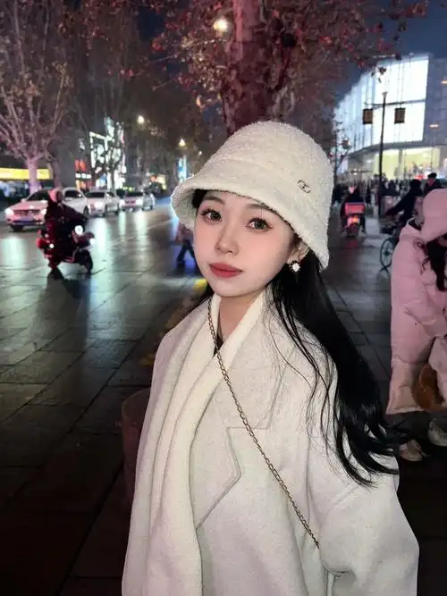 留洋大小姐 #金牛座 #女大学生 親愛的00 我想你明媚  - 抖音