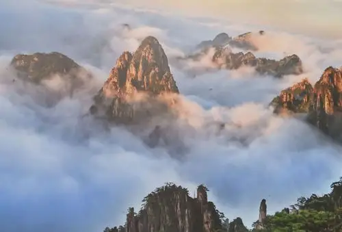 黄山的四绝之一一怪石