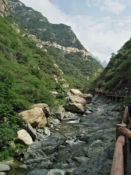 陕西华山仙峪风景区一日游