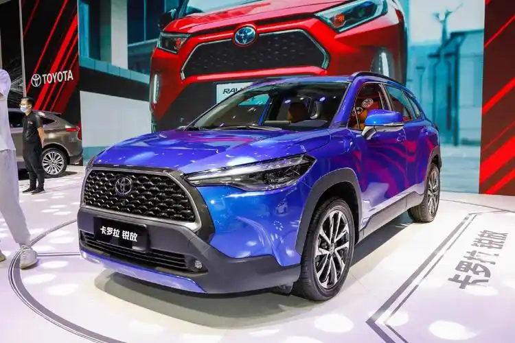 12月份预售一汽丰田卡罗拉锐放亮相定位紧凑型suv