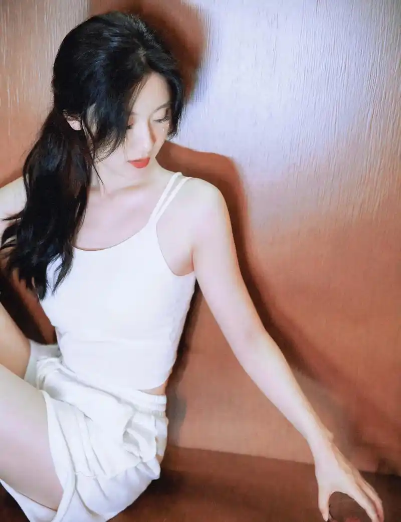 王子璇这波纯欲感拉满