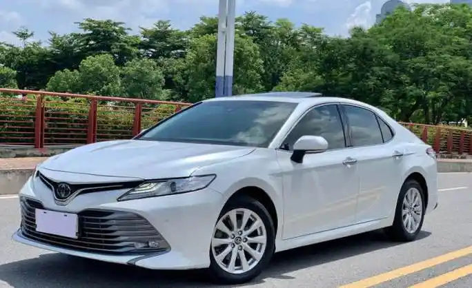 丰田 凯美瑞 2019款 2.0g 豪华版 国vi