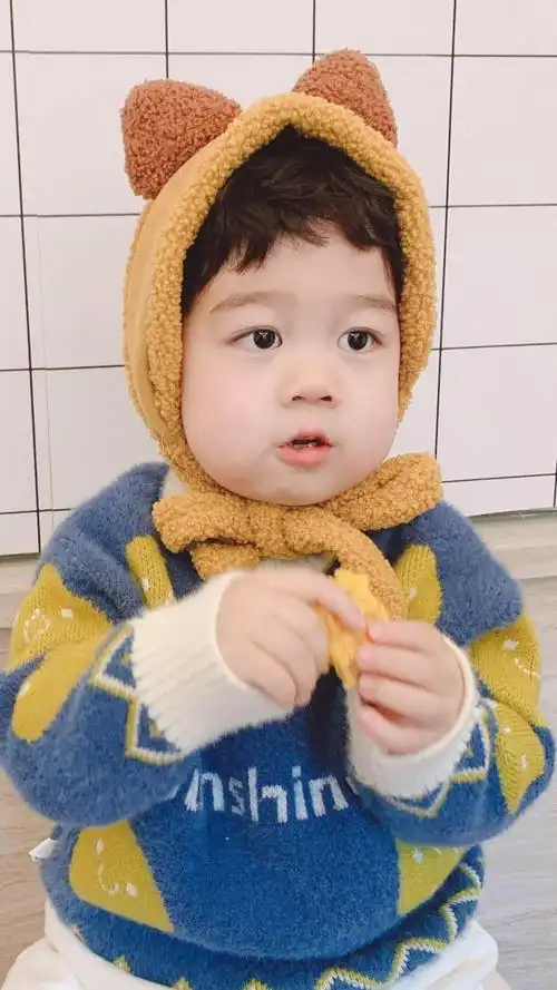 治愈系可爱小男孩呆萌写真