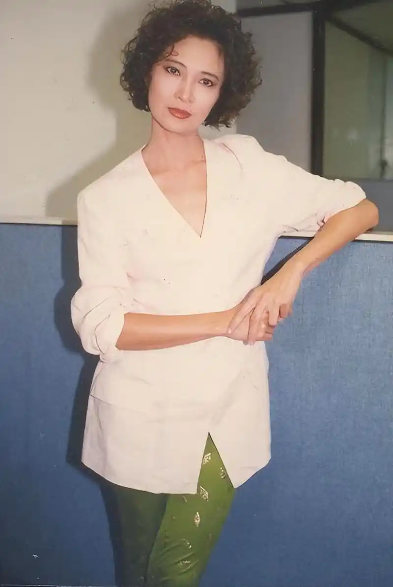 萧芳芳:7岁出道为父还债,与李连杰亲如母子,如今气质依旧