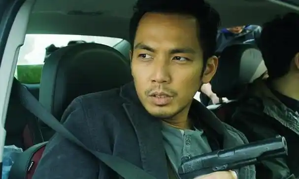 而钟汉良,凭借其独特的魅力,赢得了"小哇,小太阳"的美誉.