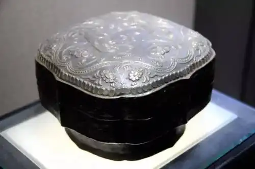 千年宝藏法门寺出土国宝古董我看鉴