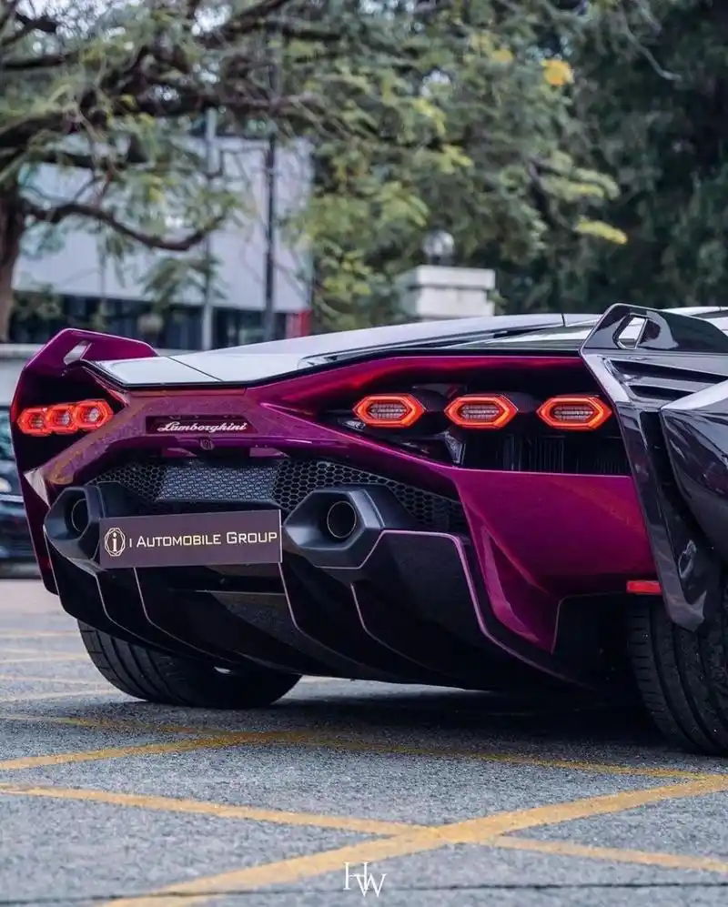 interior: nero cosmos alcantara#兰博基尼sian##car时尚##豪车超跑