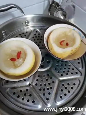 炖冰糖雪梨放多少水合适炖冰糖雪梨要去核吗