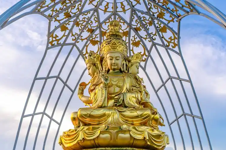 四面佛深圳东部华侨城大华兴寺