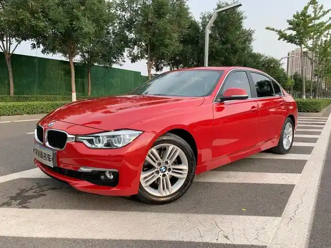 太原2017年3月宝马宝马3系320li时尚型红色自动档