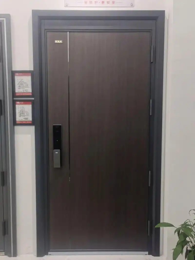 新款上市. 神将全防护甲级防盗门 采用锌合金钢板 门扇1.0 门框2.