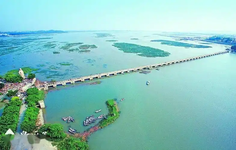 吴奇隆林峯回泉"追星星"_泉州_洛阳桥_节目