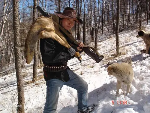 和锡林河的发源地,处在蒙古植物,华北植物以及东北植物区系的交汇地段