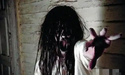 沈阳铁西鬼楼地下女尸曝光 恐怖的白衣女鬼戏弄凡人