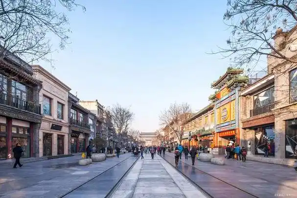 大栅栏是北京市前门大街西侧的历史文化街区,始建于明永乐十八年(1420