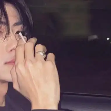 男人头像成熟稳重图片男生个性男生真人微信头像图片大全