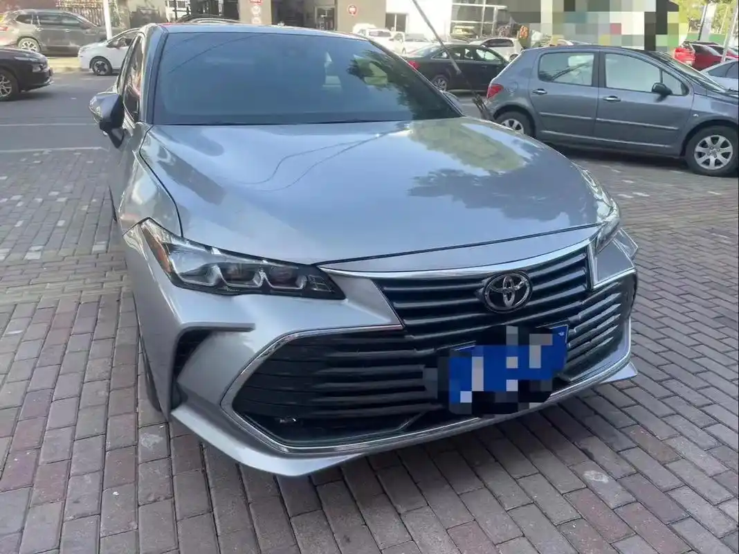 2021年亚洲龙2.5l豪华版 一手车