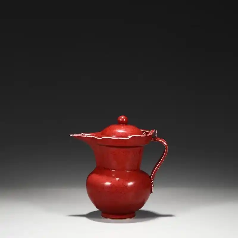 旧藏 明 宣德宝石红釉僧帽壶 尺寸:高26公分 长23公分 口径13.5公分