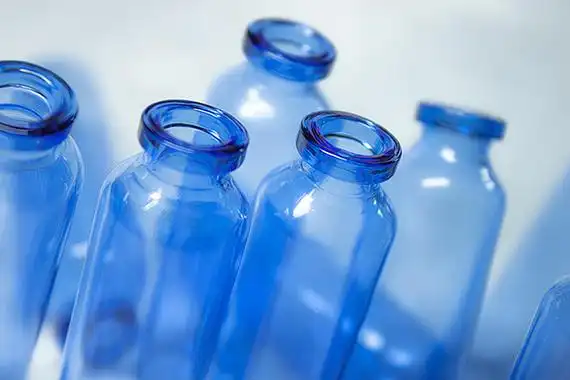 随便拍拍 三精双黄连口服液的药瓶儿