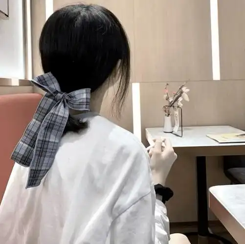 女生头像 | 不露脸的背影女生头像吖_生活_状态_最好的