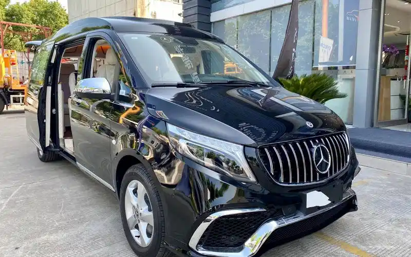 2020奔驰威霆七座商务车改装威霆加装高顶商务车价格多少