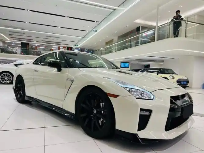 日产gtrpremiumedition