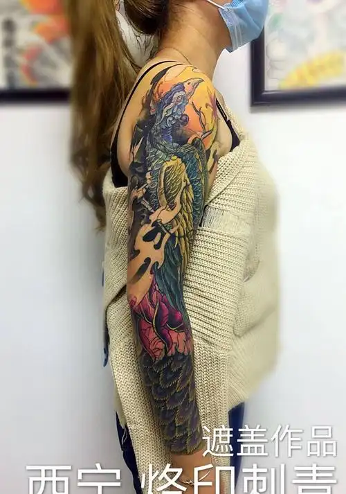 孔雀大遮盖纹身图片