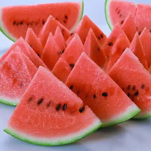 越南黑美人西瓜4-6斤新鲜薄皮当季黑籽可口甜西瓜时令单个水果
