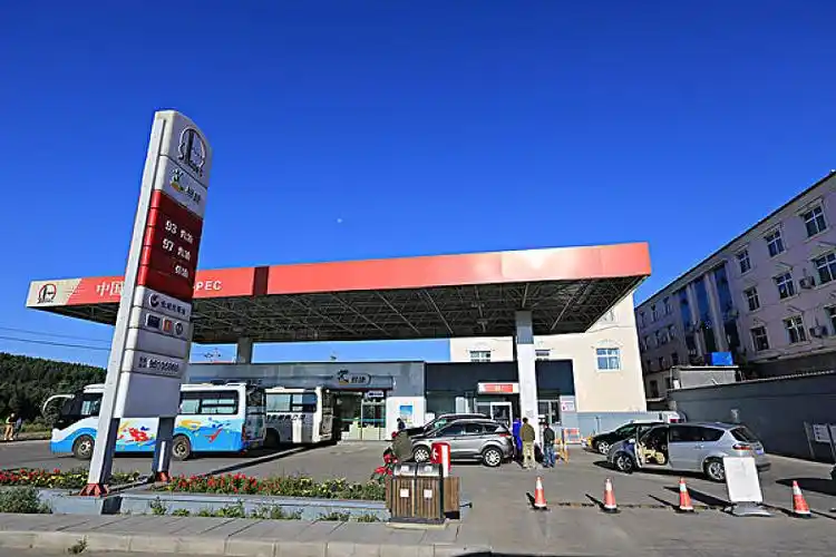 坝上草原加油站_高清图片_全景视觉