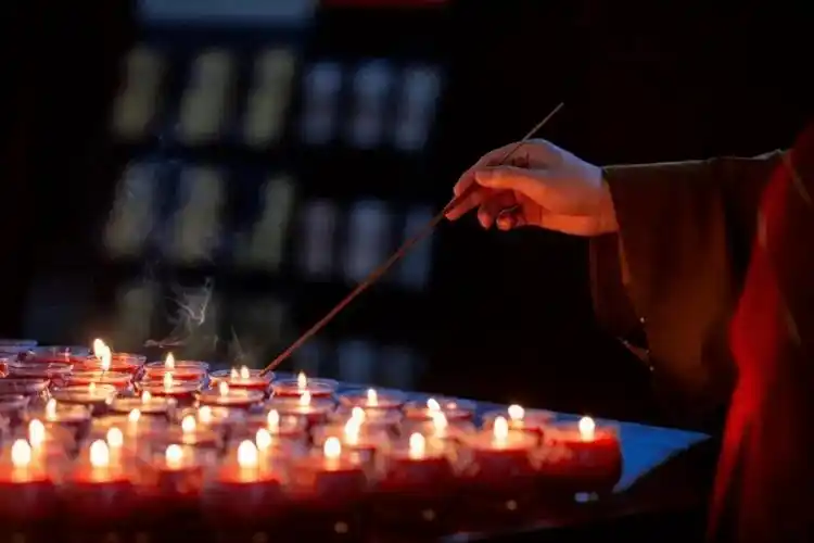 兜率寺2021年开启慧灯金榜题名中高考供灯祈福法会通启