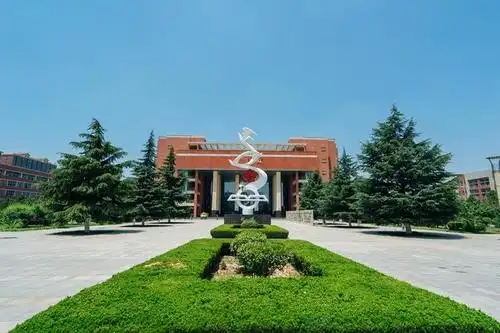 「高校招生季」西安医学院校园风光