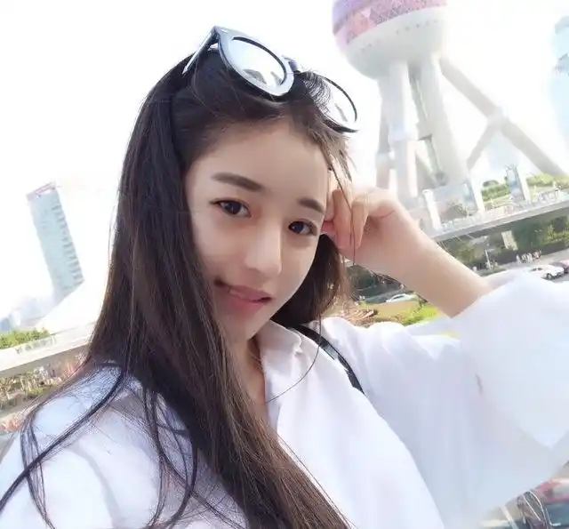 女生头像 发现女孩子单眼皮挺有韵味的