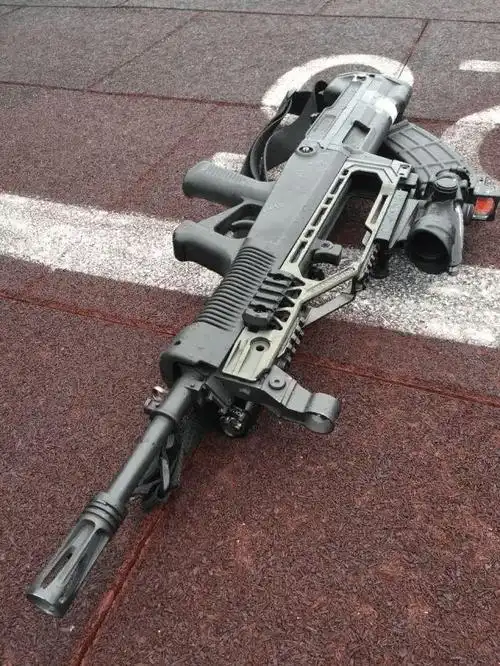 中国现役步枪qbz95