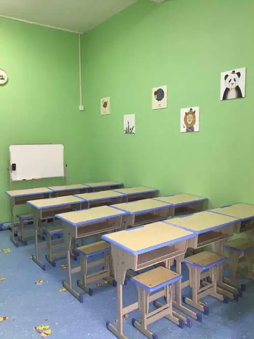 简单而又温馨的教室