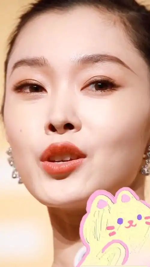 宋轶好漂亮啊,鼻子怎么了?是不是上火了?心疼美女姐姐-度小视