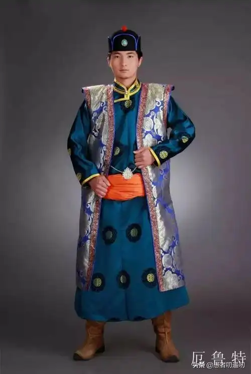 蒙古族各部落特色服饰