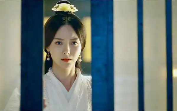 如何看待女演员陈昱霖爆料吴秀波早已结婚,但二人仍然相恋七年,并且